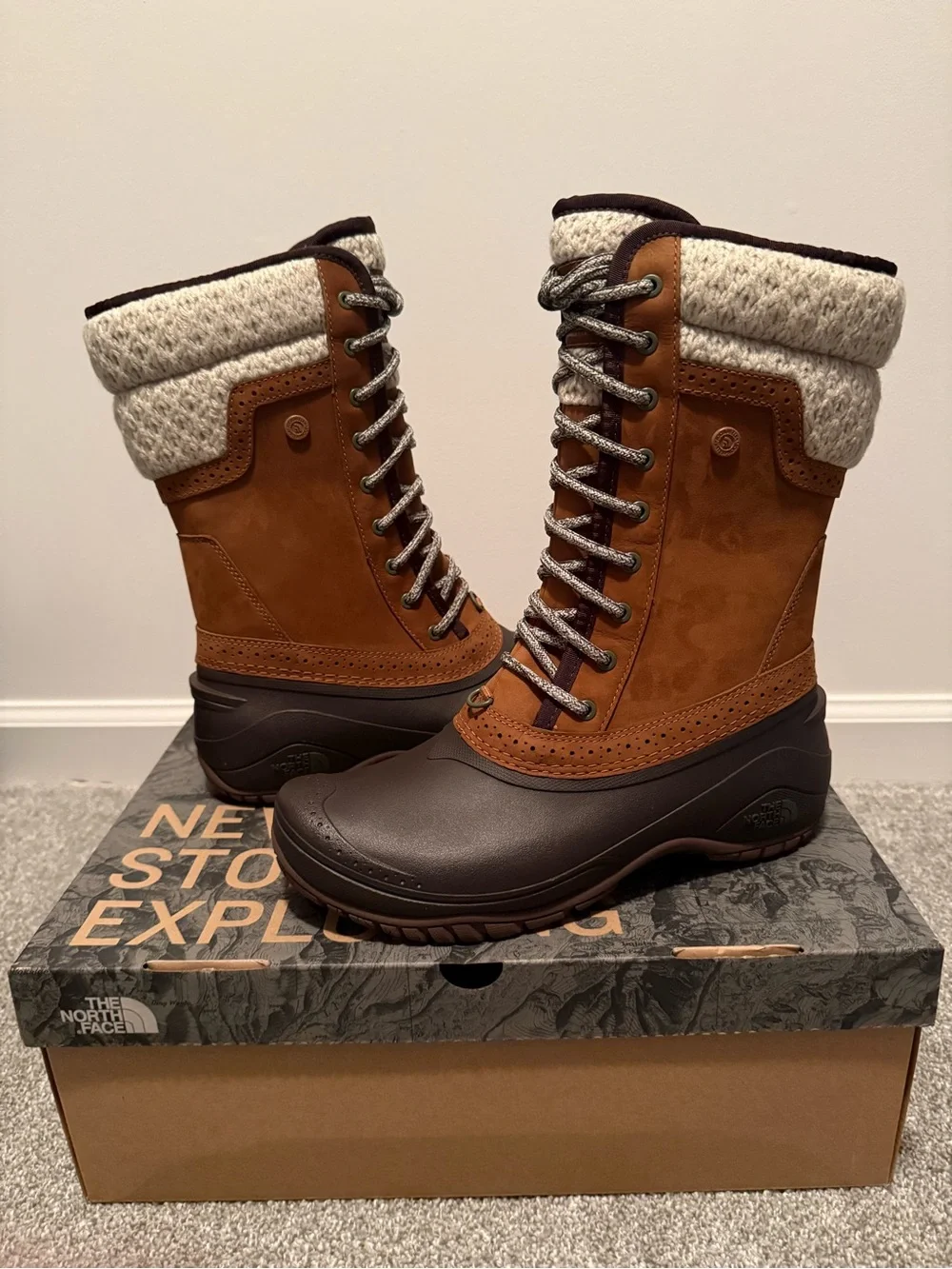 The North Face Women's Shallista Boots, Dachshund Brown Size 8